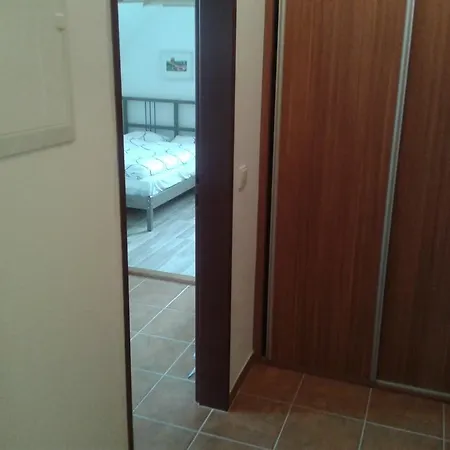 Daire U Kostela *